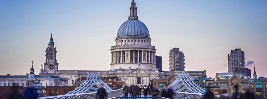 londra-kiliseler.jpg