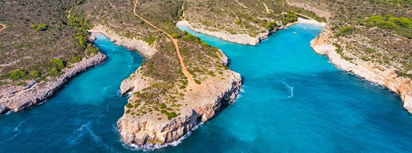 Yer: Balear Adaları, Fotoğraf: Travel + Leisure