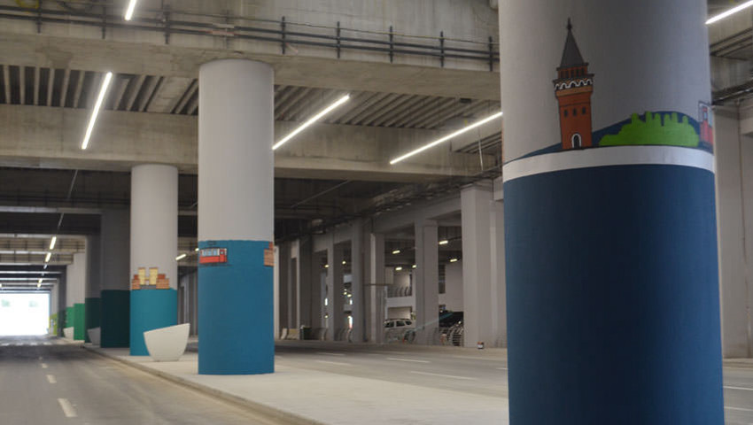 Otopark Sütunlarında İstanbul İkonları