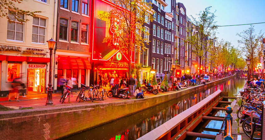 dewallen.jpg